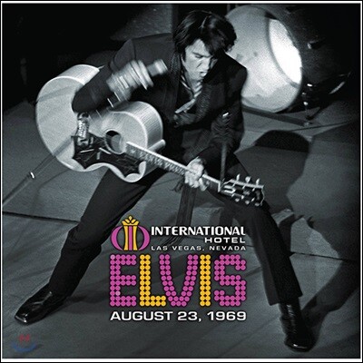 Elvis Presley — Live At The International Hotel, Las Vegas, NV August 23, 1969 앨범 커버