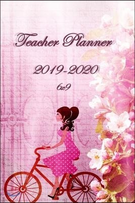 Teacher Planner 2019 - 2020: Weekly Lesson Planner - August to July, Set Yearly Goals - Monthly Goals and Weekly Goals. Assess Progress - Chic Cove