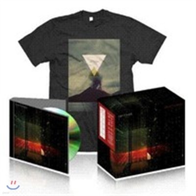 Deftones - Koi No Yokan (Deluxe T-Shirt Edition) [M Size]