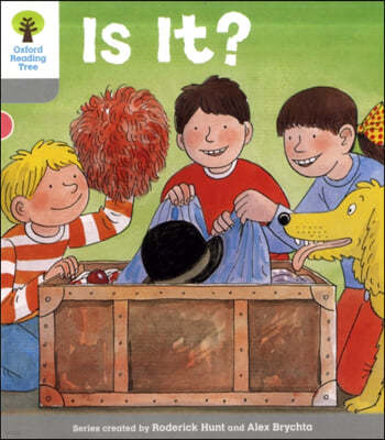 Oxford Reading Tree: Level 1: More First Words: Who Is It?