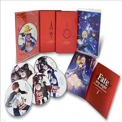Fate / Stay Night: Unlimited Blade Works, Vol. 1 (Ʈ/ Ʈ : ƼƮ ̵  Vol. 1) (Limited Edition)(ѱ۹ڸ)(Blu-ray+Soundtrack CD)(Boxset)
