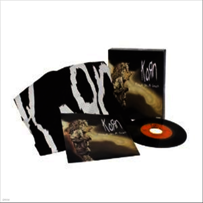 Korn — Freak On A Leash/Freak On A Leash (Lethal Freak) (Collector's Ed)(Picture Sleeve)(T-Shirt Size Large)(Single)(Boxset) 앨범 커버