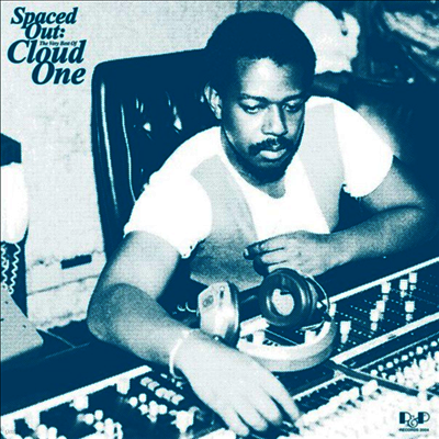 Cloud One — Spaced Out: The Very Best Of Cloud One 앨범 커버