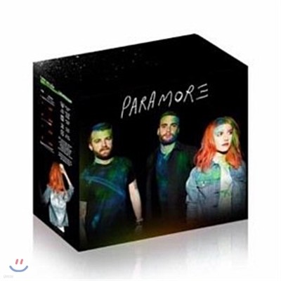 Paramore - Paramore (Deluxe T-Shirt Edition) (S Size)