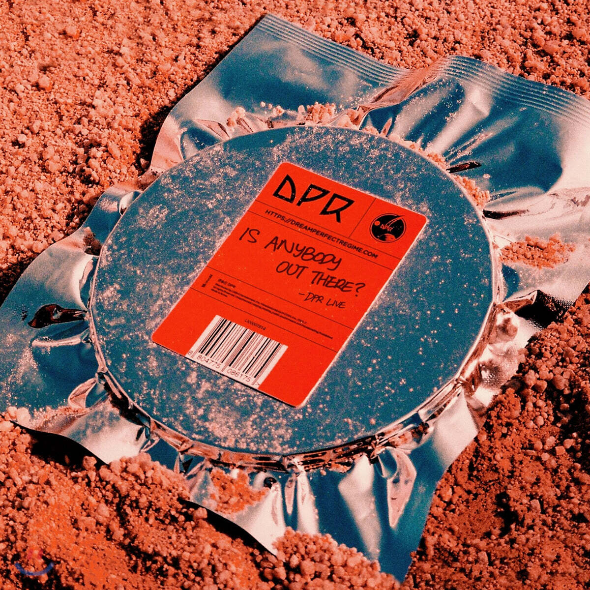 【廃盤】DPR LIVE 「IS ANYBODY OUT THERE?」 CD DPR Live – Is Anybody Out There? – CD (Album) + Memory Stick