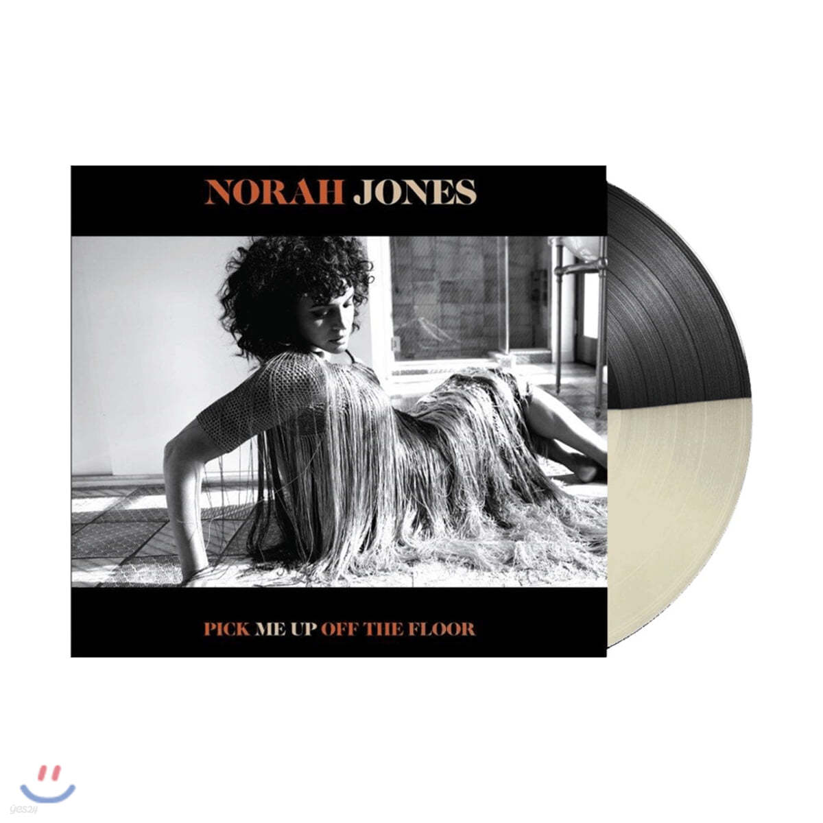 Norah Jones (노라 존스) - 7집 Pick Me Up Off The Floor [블랙 & 화이트 컬러 LP]