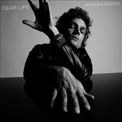 Brendan Benson — Dear Life 앨범 커버
