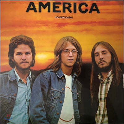 America (Ƹ޸ī) - Homecoming [LP]