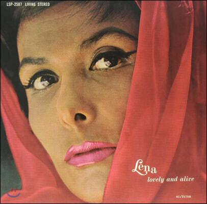 Lena Horne — Lovely And Alive 앨범 커버