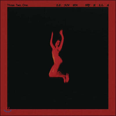 Lennon Stella — 1집 Three. Two. One. 앨범 커버