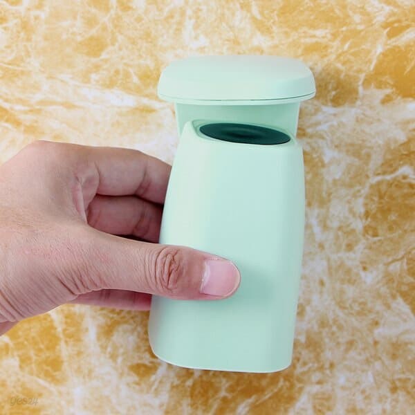 자석부착 거꾸로 양치컵(민트)/ 물때방지 위생 칫솔컵