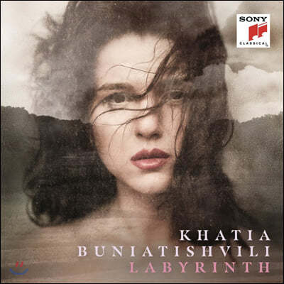 Khatia Buniatishvili īƼ δϾƼ ǾƳ ǰ '̱' (Labyrinth)