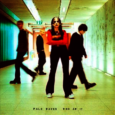 Pales Waves — Who Am I? 앨범 커버