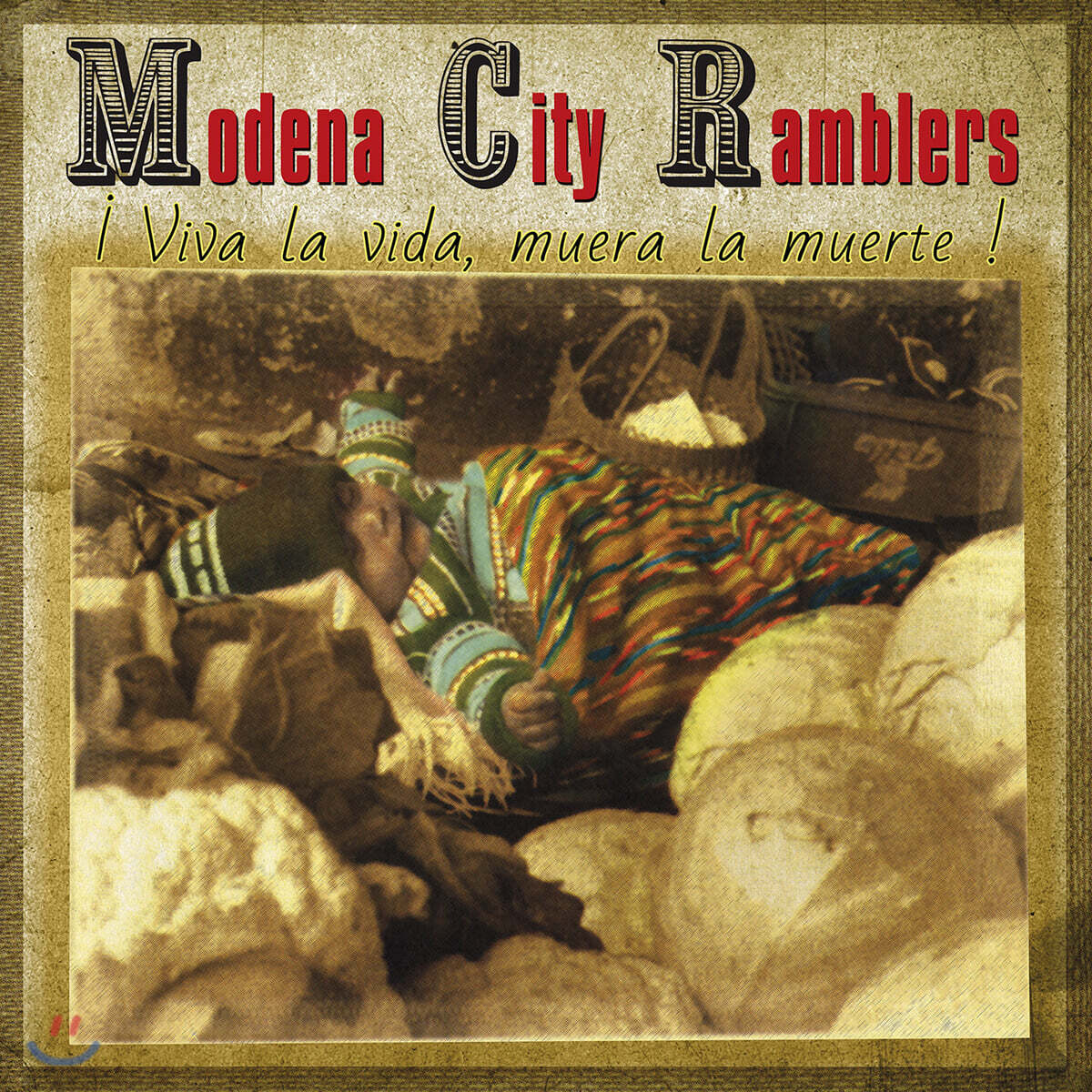 Modena City Ramblers (모데나 시티 램블러즈) - ¡Viva La Vida, Muera La Muerte! [레드 컬러 LP]