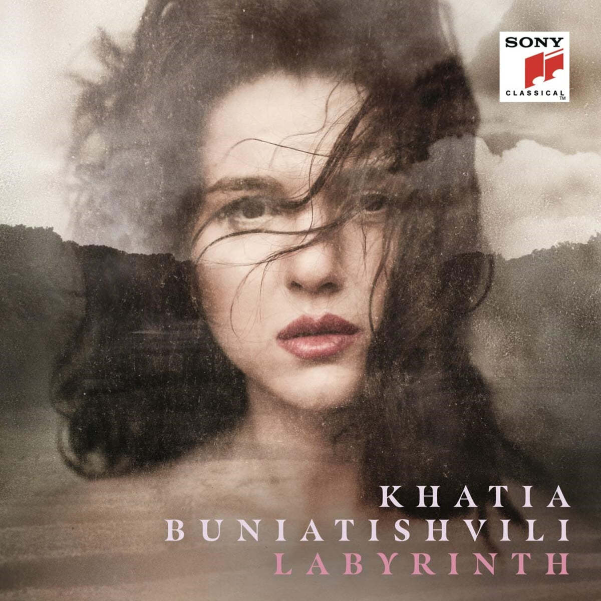 Khatia Buniatishvili 카티아 부니아티쉬빌리 피아노 작품집 '미궁' (Labyrinth) [2LP] 