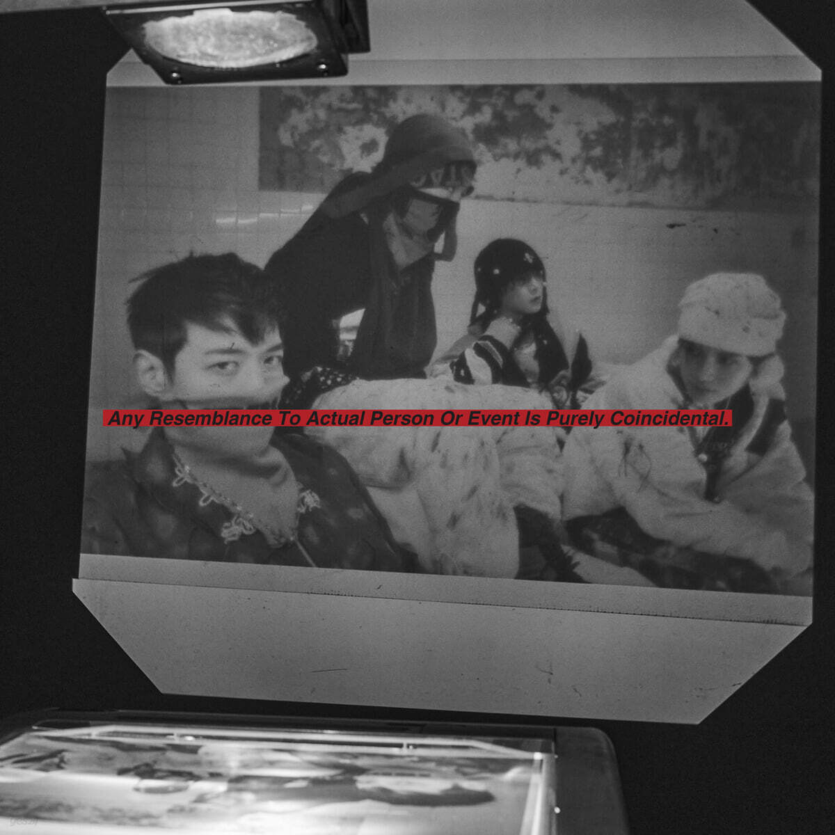 샤이니 (SHINee) 7집 - Don’t Call Me [PhotoBook ver.] [Fake Reality/Reality Ver. 중 랜덤발송]