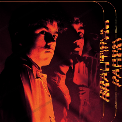 Declan Mckenna — Beautiful Faces / The Key To Life On Earth 앨범 커버