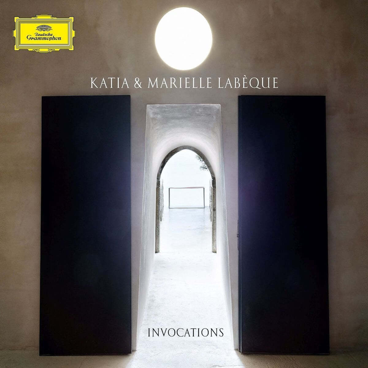 Katia Labeque / Marielle Labeque 스트라빈스키: 봄의 제전 / 드뷔시: 고대의 비문 [두 대의 피아노 연주 버전] (Stravinsky: Le Sacre du Printemps / Debussy: 6 Epigraphes antiques) 