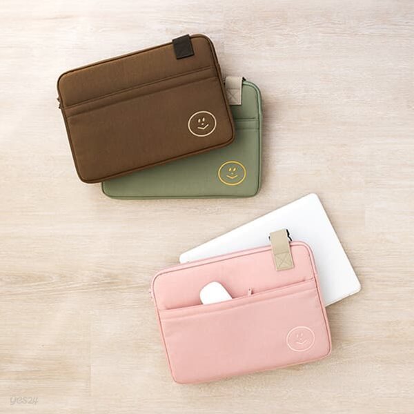 모모씨 버클 랩톱 백 (13 inch)