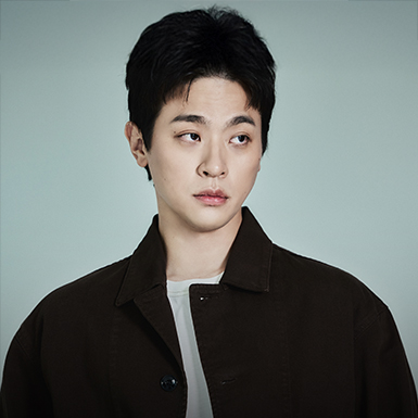 작가 4