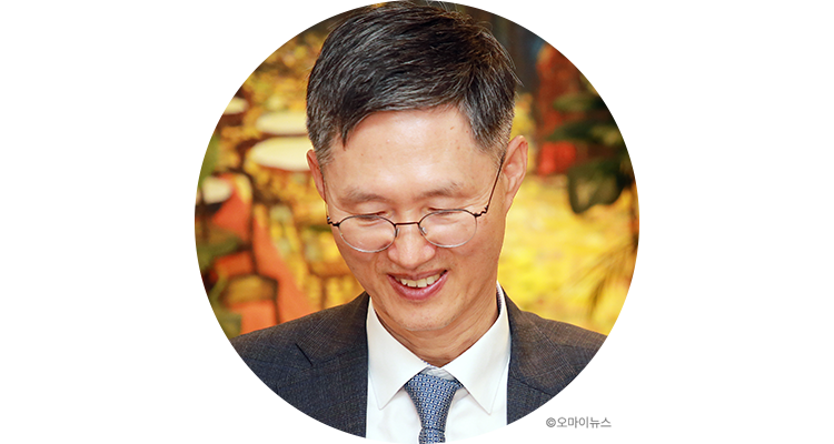 문형배 작가 이미지