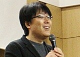 니코스 카잔차키스 묘비 앞에 선 박경철 “그는 나의 영웅”