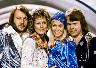 40년 만의 출항, 우리가 알아야 할 ‘아바(ABBA)’의 열 가지 키워드 | YES24 채널예스