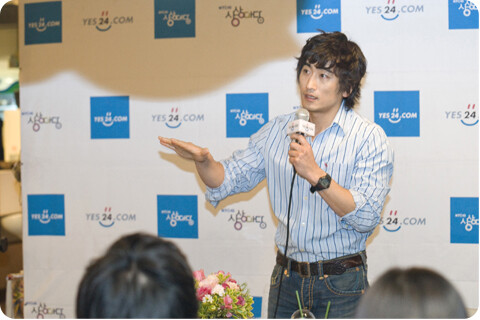[향긋한 북살롱] 『잘 가요, 언덕』의 작가 차인표