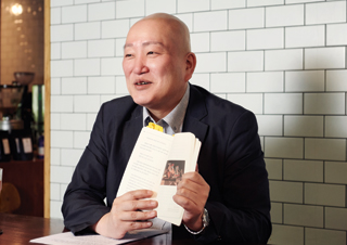 표정훈 “독서는 온전히 나 혼자 있는 시간“
