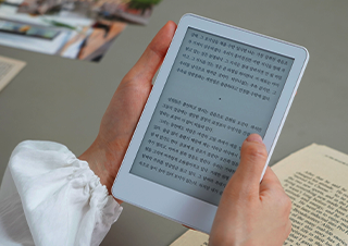 예스24, eBook 리더기 ‘크레마 페블’ 예약 판매 시작