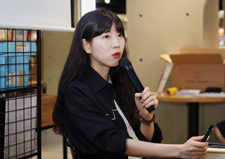 [예스24 북클러버] ‘겨울서점’ 김겨울과 『과학 같은 소리 하네』를 읽다 