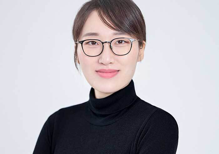 [젊은 작가 특집] 이희주 "소설이 아닌 다른 방식으로도 언어를 다뤄보고 싶어요"