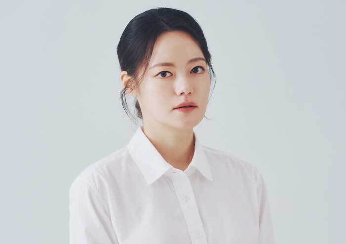 [젊은 작가 특집] 장진영 “글을 쓰면 멋진 일이 많이 일어나는 것 같아요”