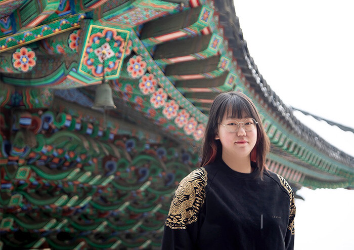 전통의 빛을 직접 물들이는 순간, 단청장 이수자 안유진의 단청 컬러링북