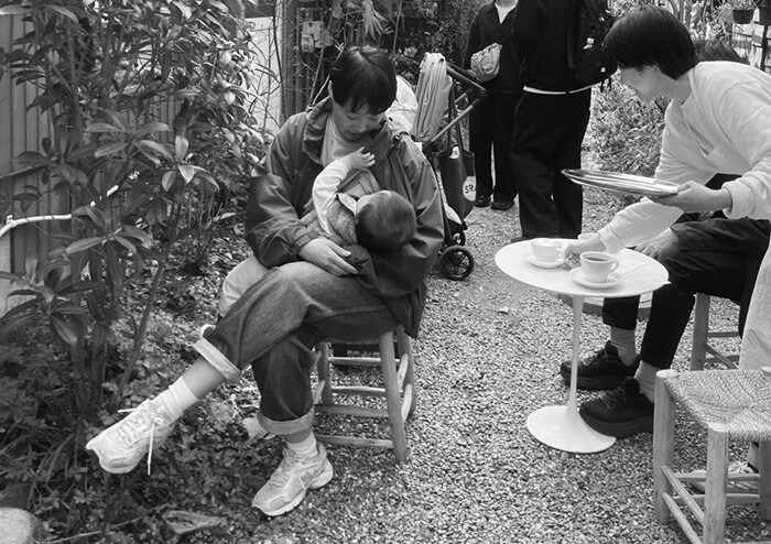 [이길보라 칼럼] 젖 먹이는 게 뭐 어때서