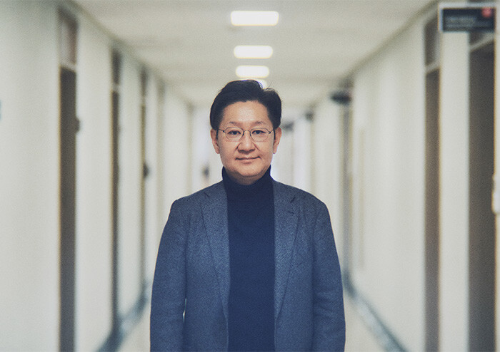 [인터뷰] 유성호 “흡연은 암에게로 가서 와락 안기는 것”