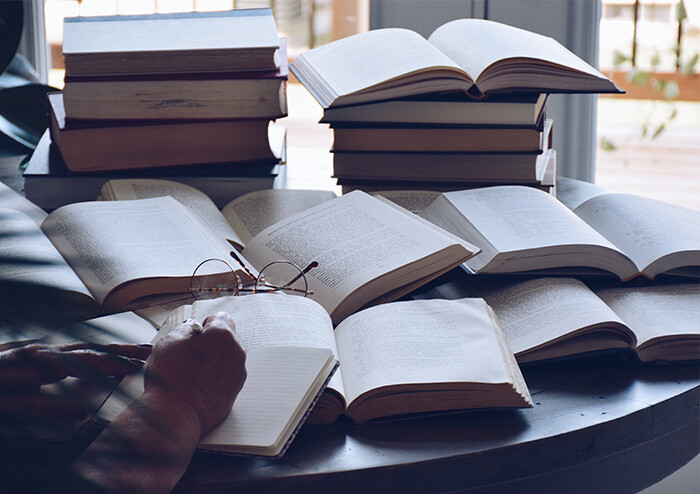 2025년 베스트셀러 동향과 출판계 트렌드는?