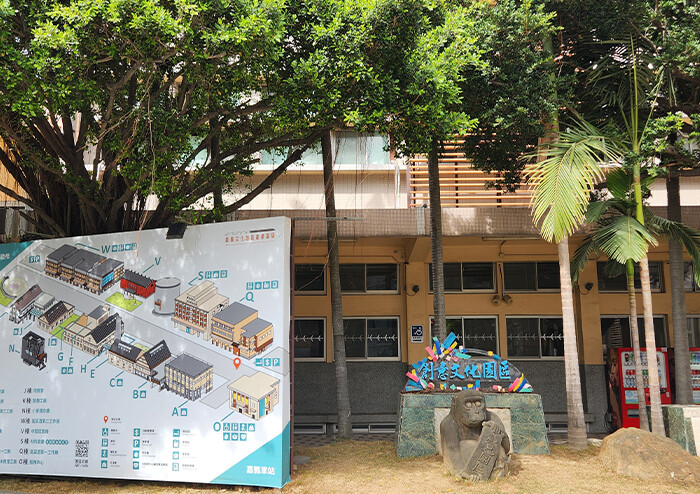 [김이삭 칼럼] 극장은 어디까지 닿을 수 있을까? | 예스24