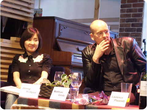 [작가와의 만남] 아담한 카페에서의 오붓한 낭독회 - 2008 서울, 젊은 작가전②