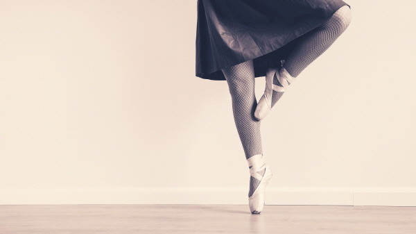 ballet-1553359_1920.jpg