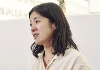 [책 짓는 사람] 고운 결이 있는 동네로 이사 온 마음 - 이나래 브.레드 대표 