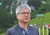 이희옥 ` 지금 여기의 의미를 찾을 때, 책을 읽는다`