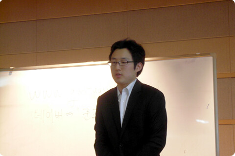 EBS 문제집 답만 달달 외웠다가는 역효과 나기 십상 - 『학원은 사기다』 김준교