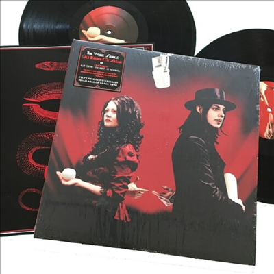 White Stripes - Get Behind Me Satan (2LP)