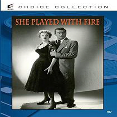 She Played With Fire (쉬 플레이드 위드 파이어)(한글무자막)(DVD)