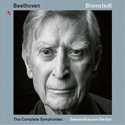 베토벤: 교향곡 전집 1 - 9번 (Beethoven: Complete Symphonies Nos.1 - 9) (5CD Boxset) - Herbert Blomstedt