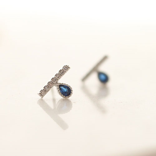 Mini Drop earring