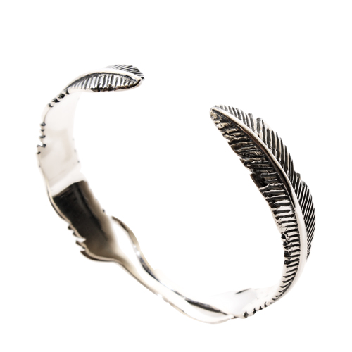 Open feather cuffs