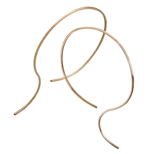 Wire curve earring