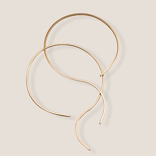 Wire curve earring